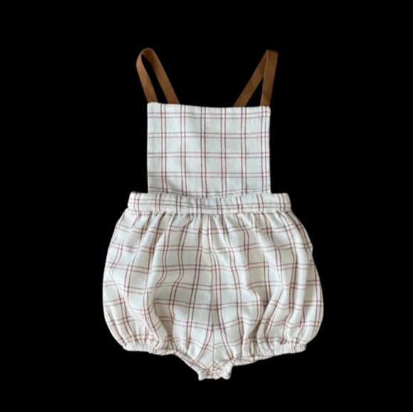 Liilu Romper - Picture 2 of 2